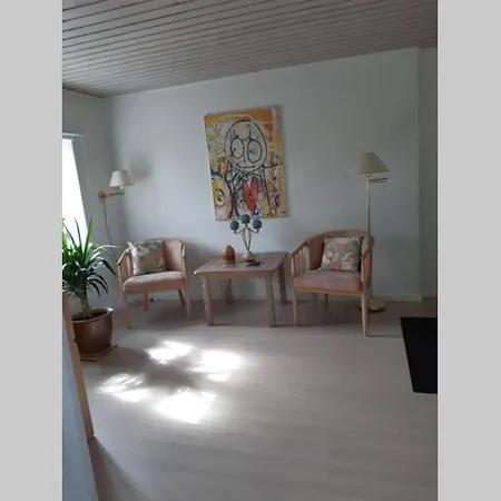 Skont Hus, Med 8 Sovepladser Sæby